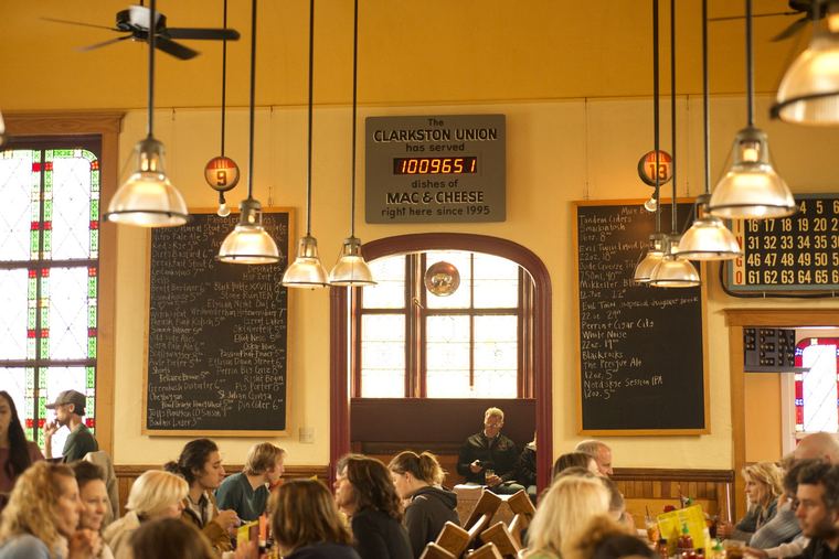 Chalkboards, lamps and the mac scoreboard